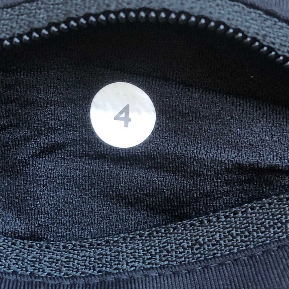 Lululemon Speed Short - Picture 7 of 9